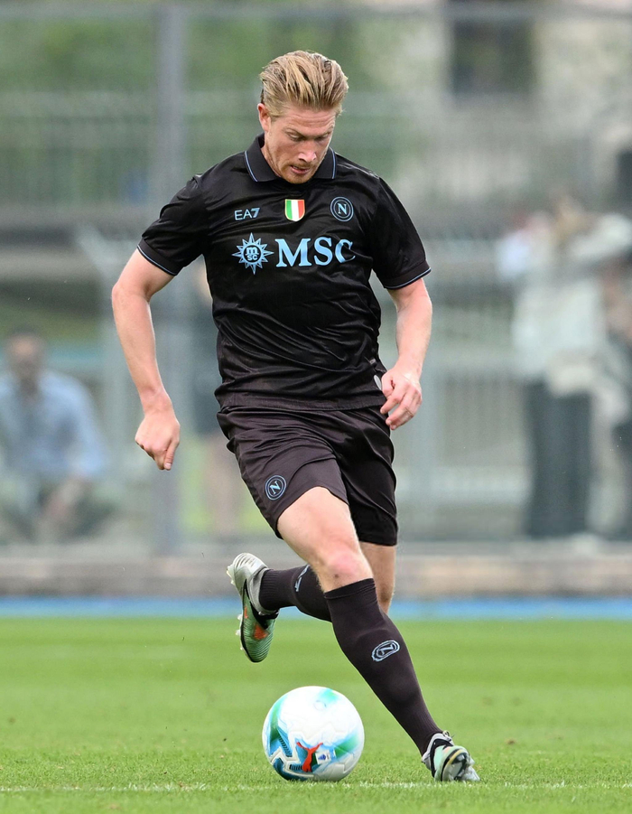 南宫体育- 德布劳内职业生涯视频 